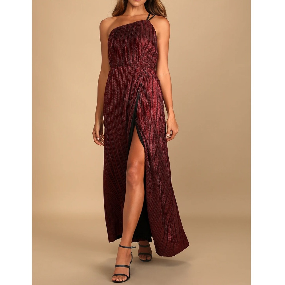 🆕 Get to the Groove Shiny Red Pleated One-Shoulder Maxi Dress - Sz. S